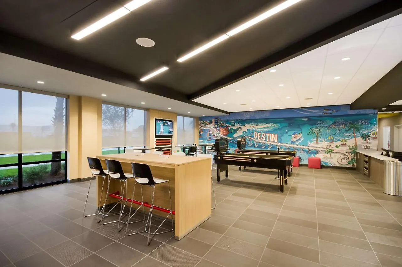 Tru By Hilton Destin Hotel